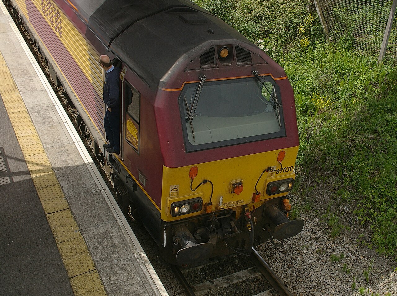 67030 at Filton Abbey Wood railway station in Bristol, with a service for Cardiff Central. Shortly after this was taken I got a lungful of diesel fumes.