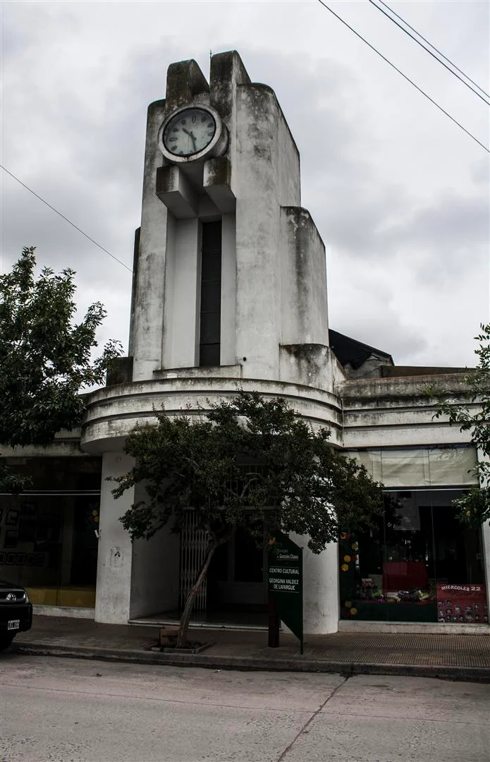 Photo of Adolfo Gonzáles Chaves