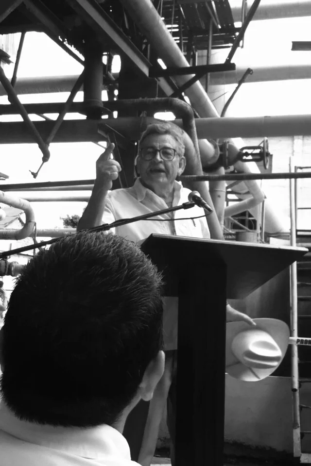 Photo of Alfonso G. Calderón (Poblado Siete)