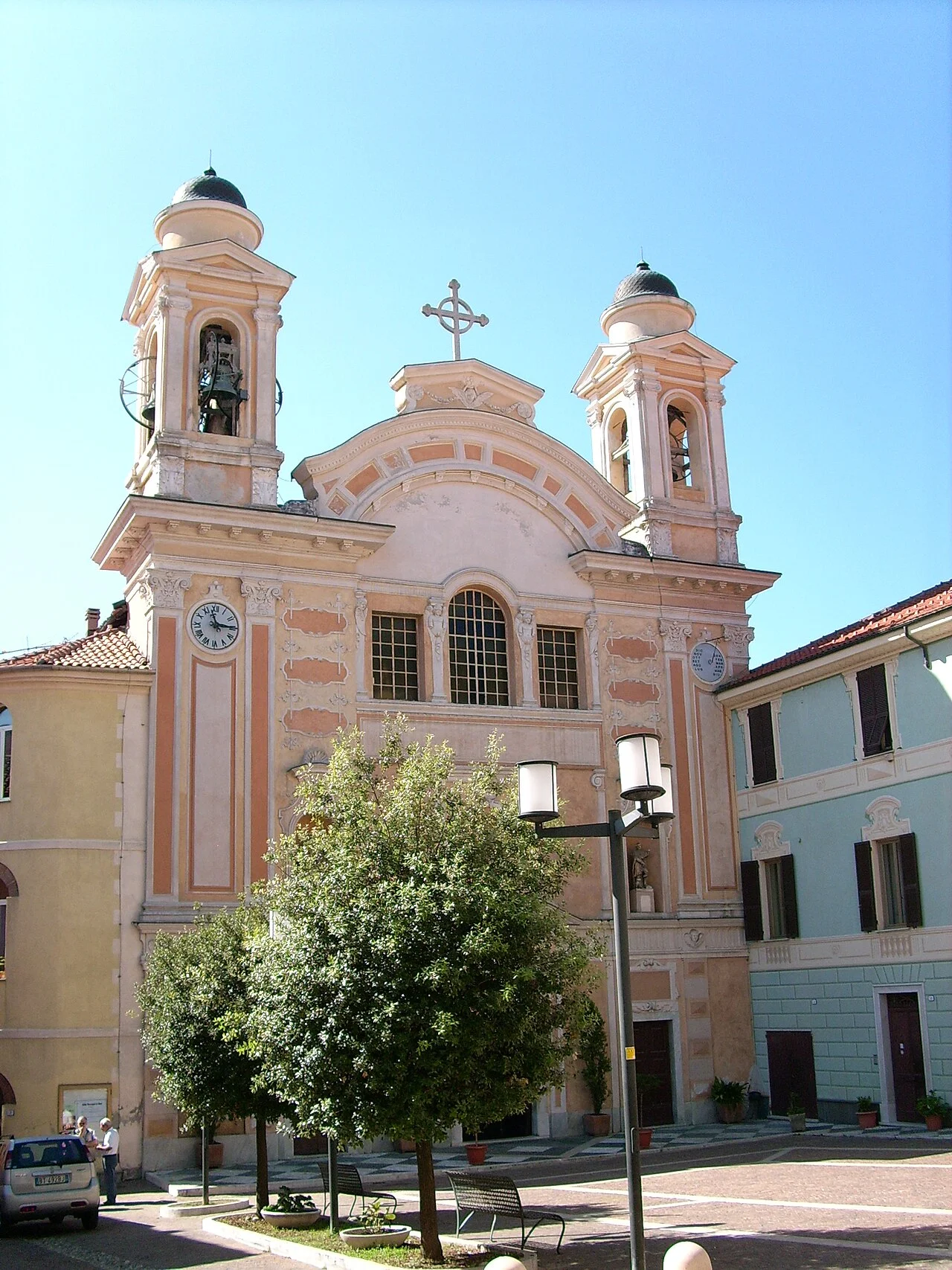 Photo of Altare