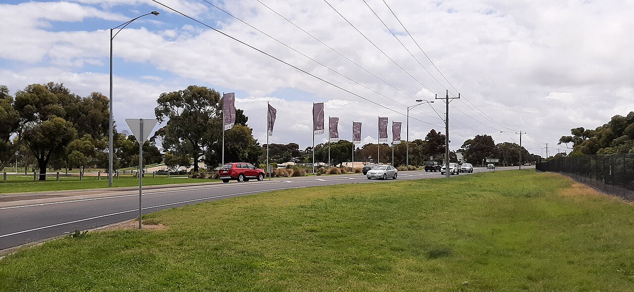 Altona Meadows (locality in Victoria, Australia)