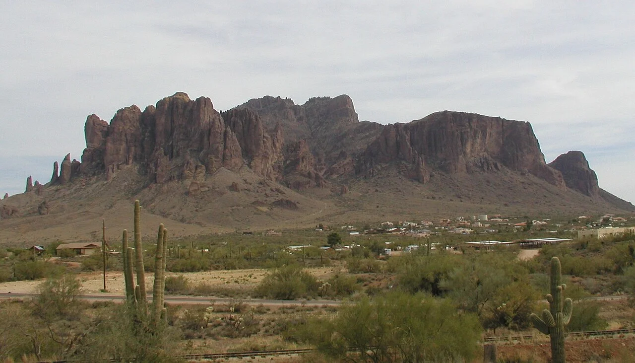 Photo of Apache Junction