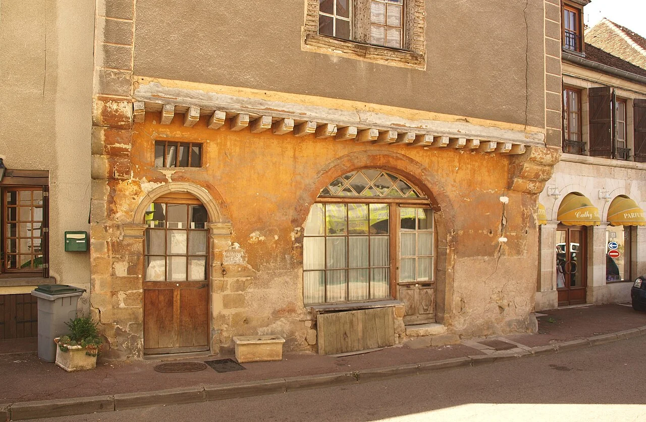 Photo of Arnay-le-Duc