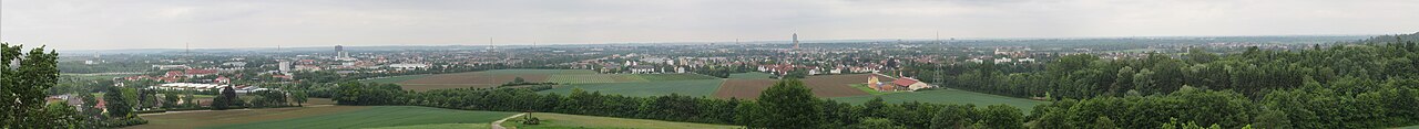 Panorma von Augsburg. Von dem Bismarckturm in Stadtbergen aus.