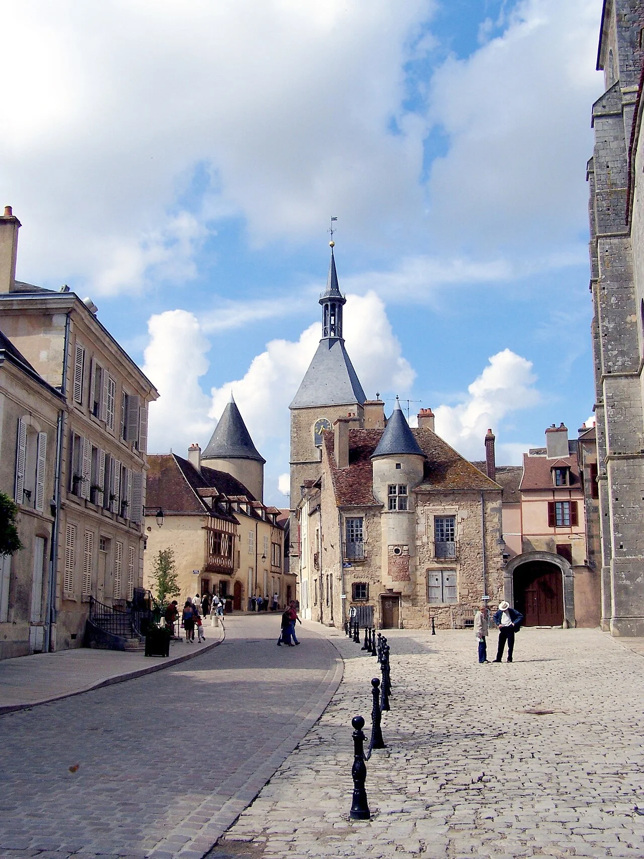 Photo of Avallon
