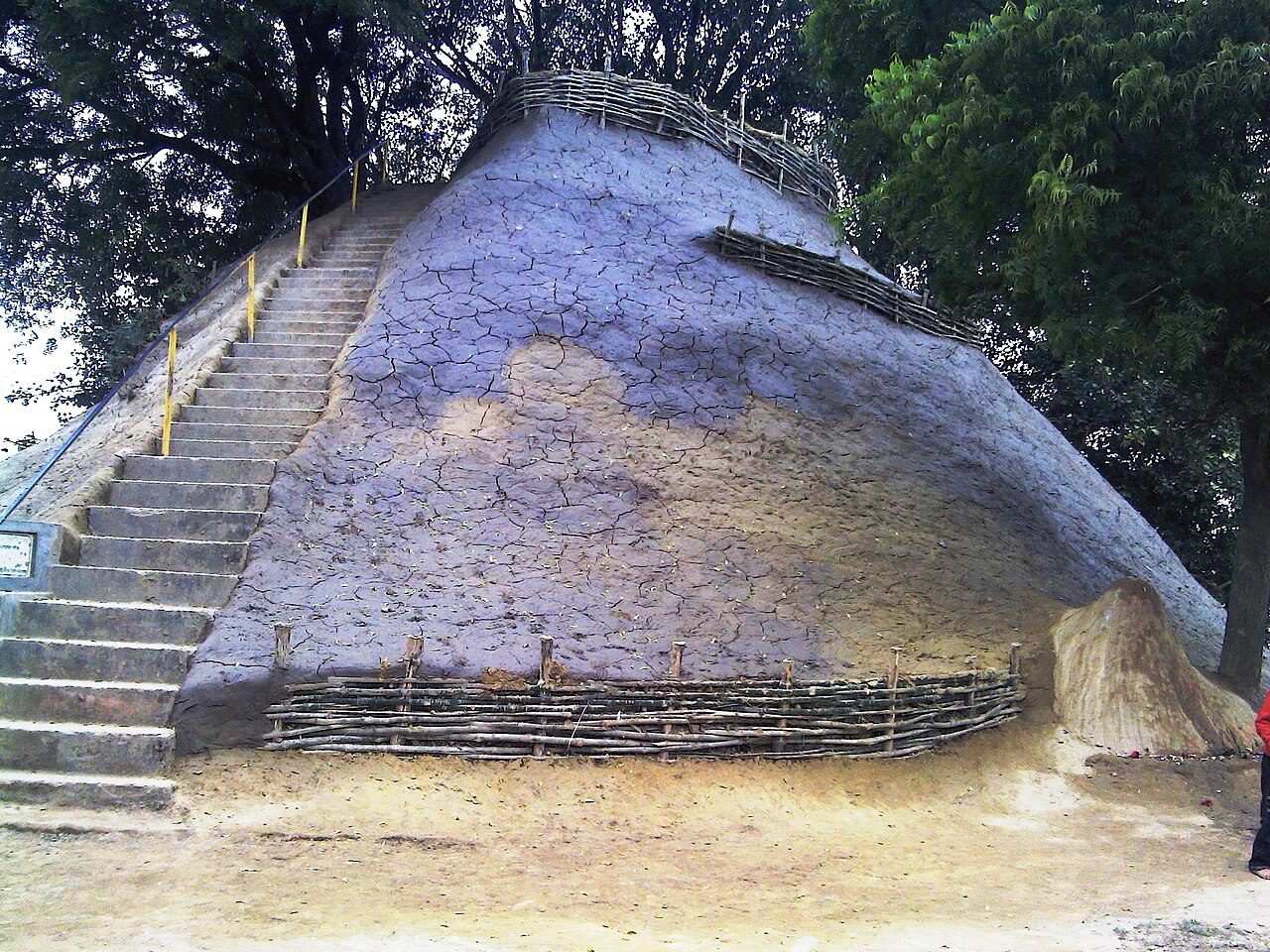 It dedicated to two 12th century historical persons, Damodara Pathak Brahm and Bhupal Pathak Braham. Against the violent suppression by a Nepalese King, they self-sacrificed by immolating themselves in ritual fire .