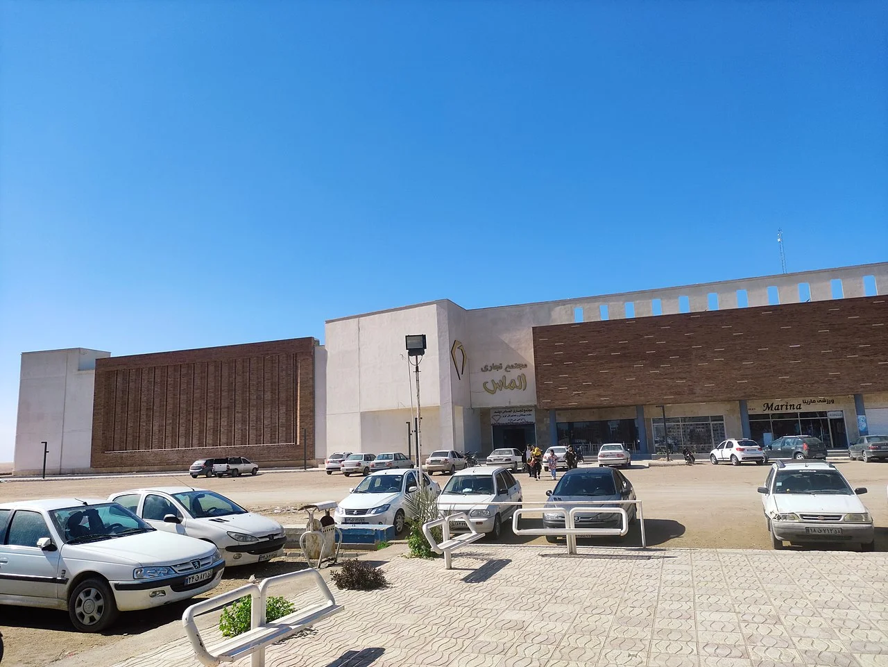 Photo of Bandar-e Deylam