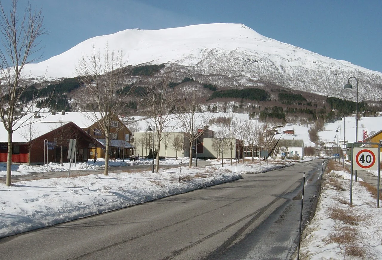 Photo of Batnfjordsøra