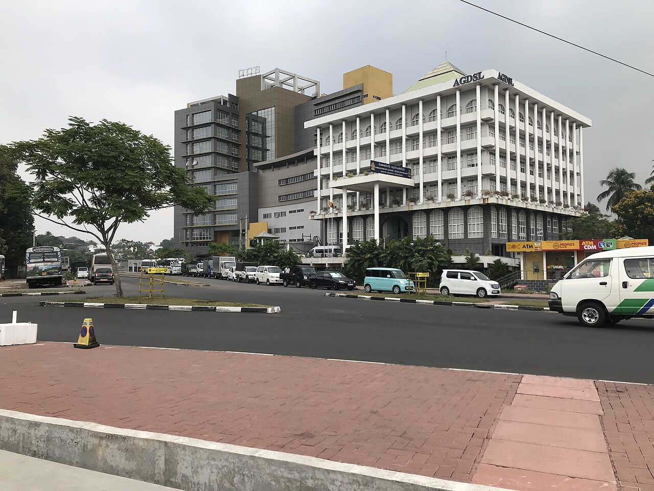 Auditor General's Department and Department Of Census And Statistics buildings of Battaramulla