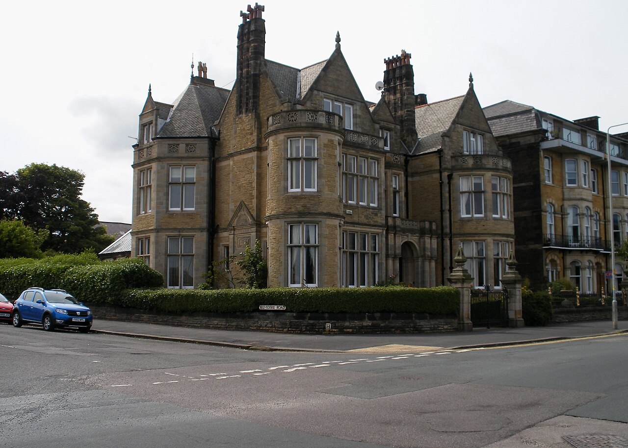 Belvedere, Esplanade