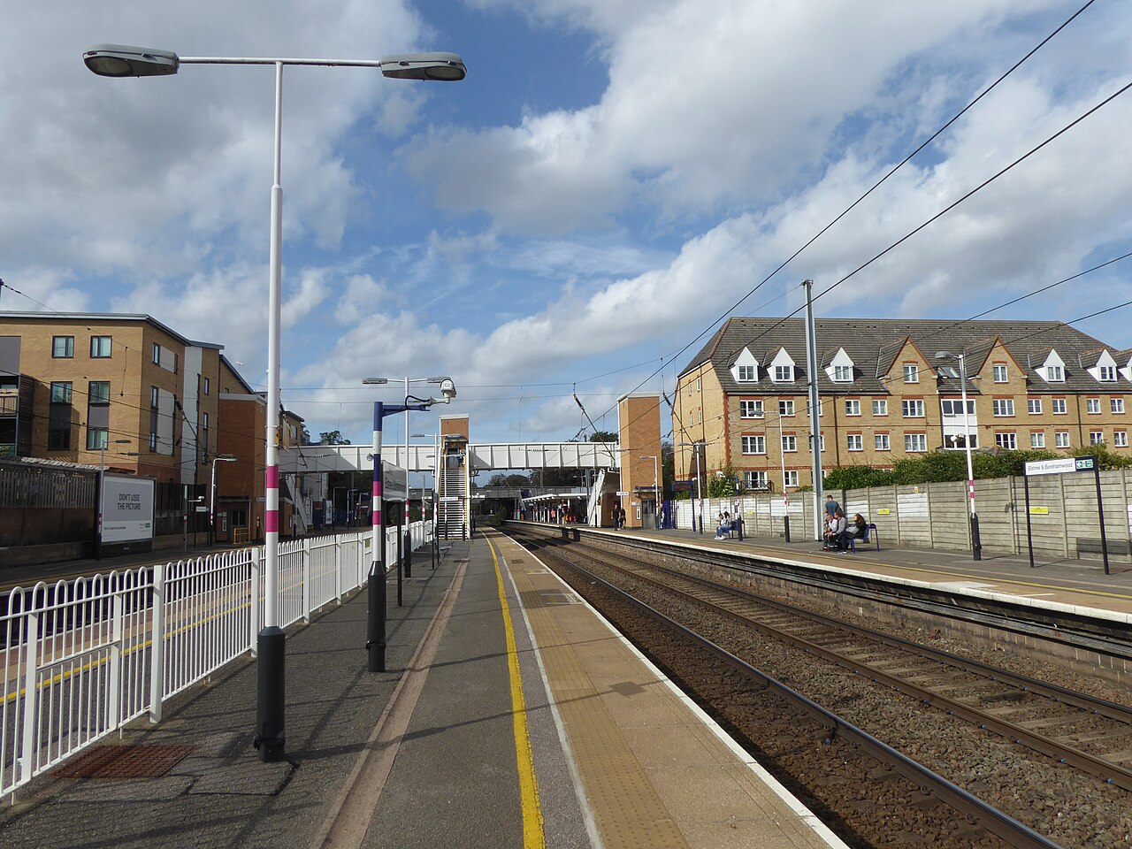 Elstree &amp; Borehamwood station