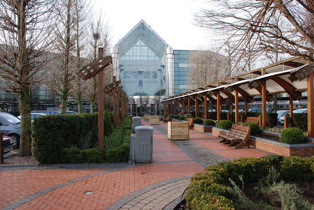 Merry Hill Shopping Centre A view of one of the entrances.