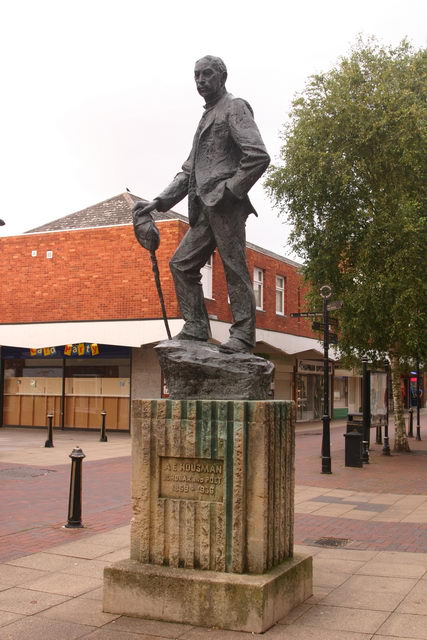 A.E.Housman - local poet. Statue in the pedestrian area in Bromsgrove, Worcestershire. This how the monument appeared until its restoration in 2014.