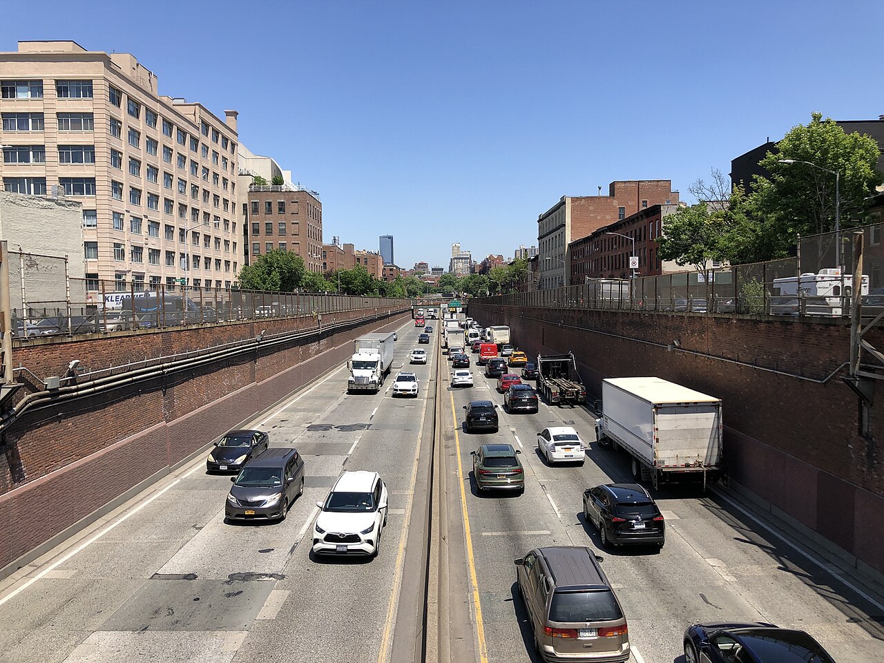 View east along Interstate 278 (Brooklyn-Queens Expressway) from the overpass for Sackett Street in Brooklyn, New York City, New York