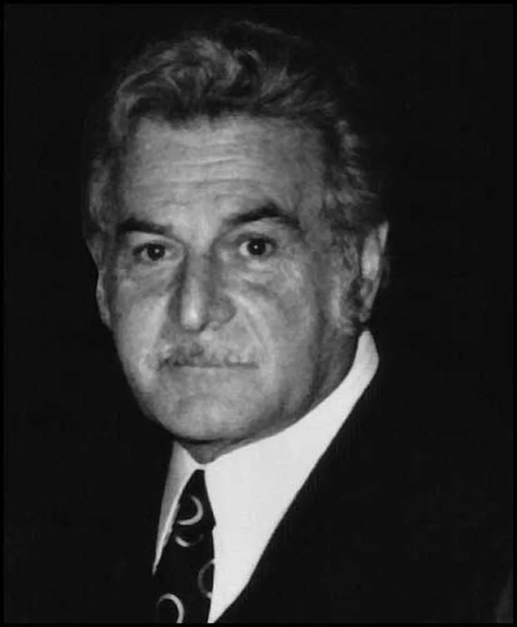 Photo of Carlos A. Madrazo