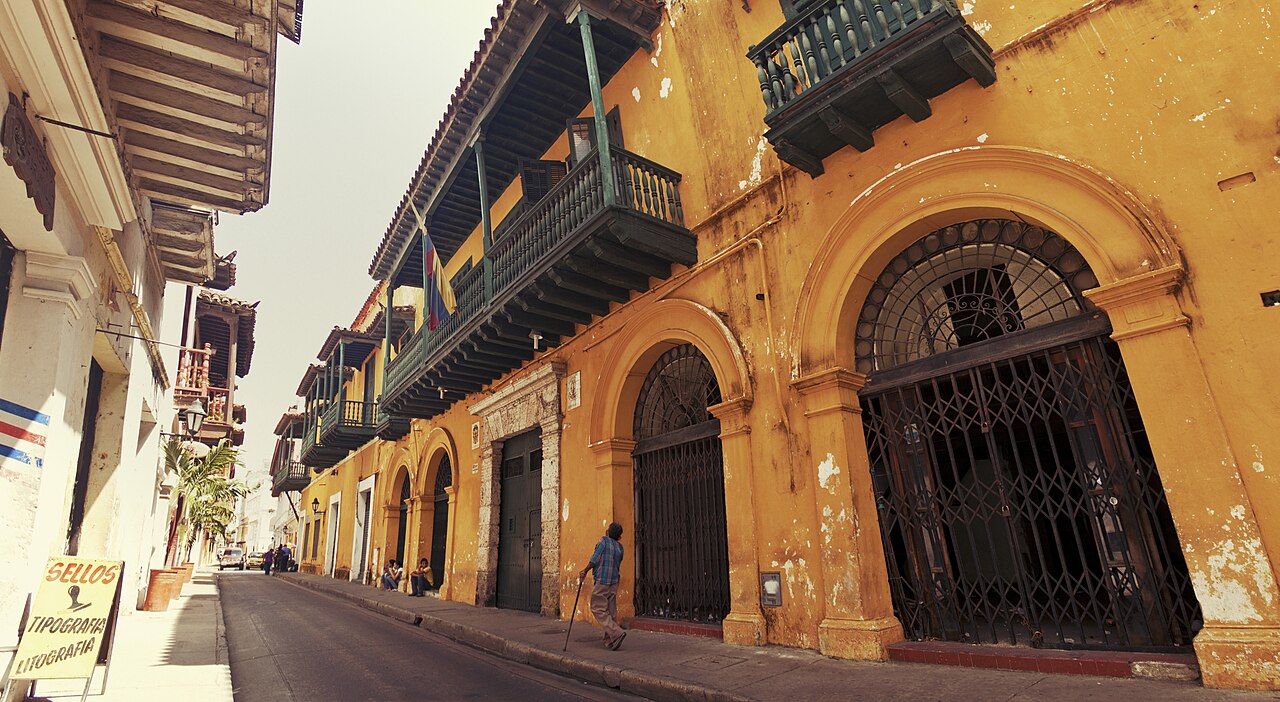This is a photo of a Colombian monument with location ID