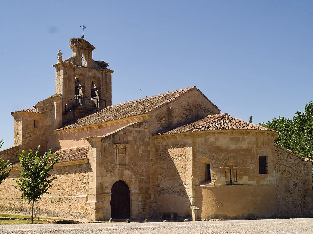 Photo of Castillejo de Mesleón