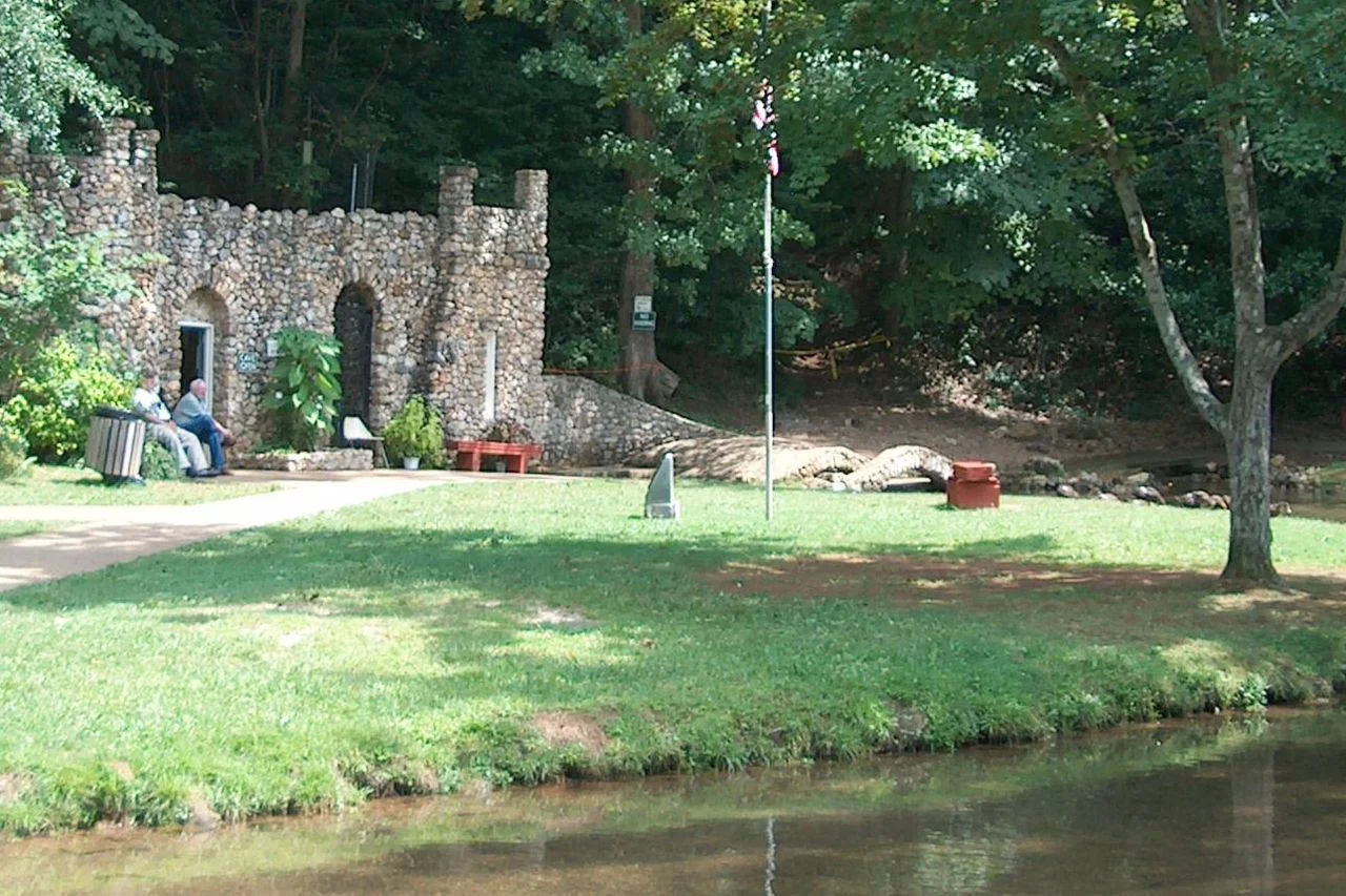 Photo of Cave Spring