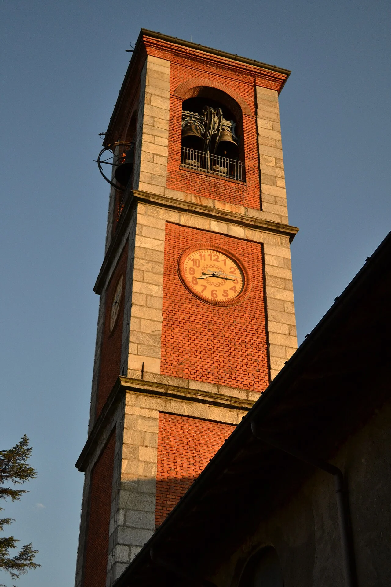 Photo of Cazzago Brabbia