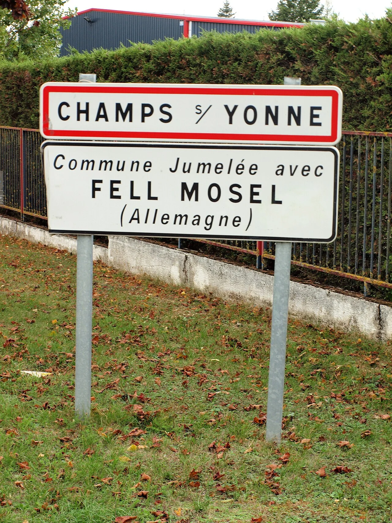 Photo of Champs-sur-Yonne
