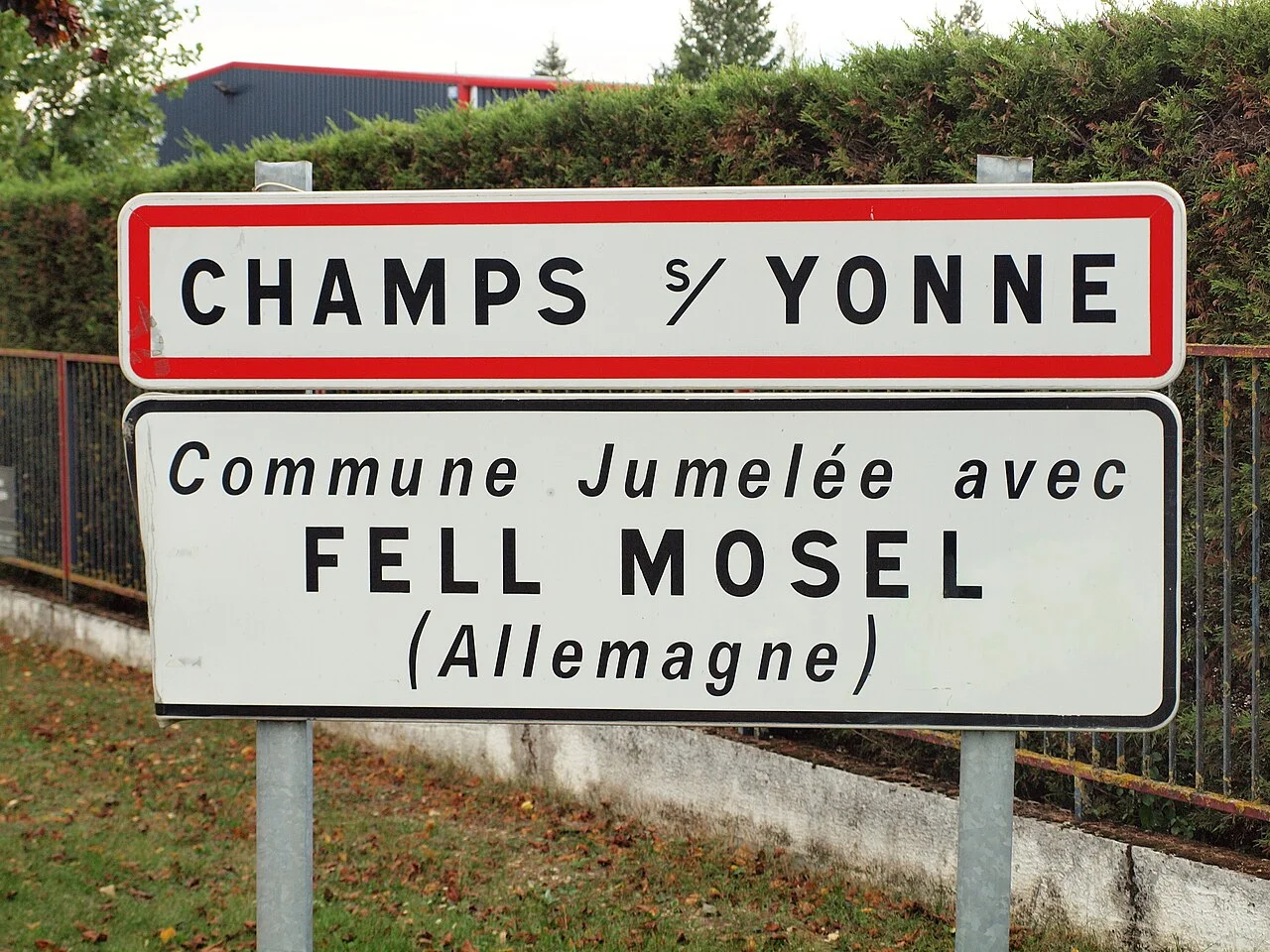 Photo of Champs-sur-Yonne