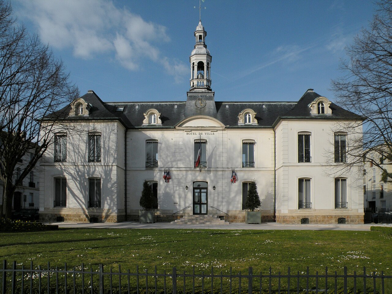 Town hall of Chatou