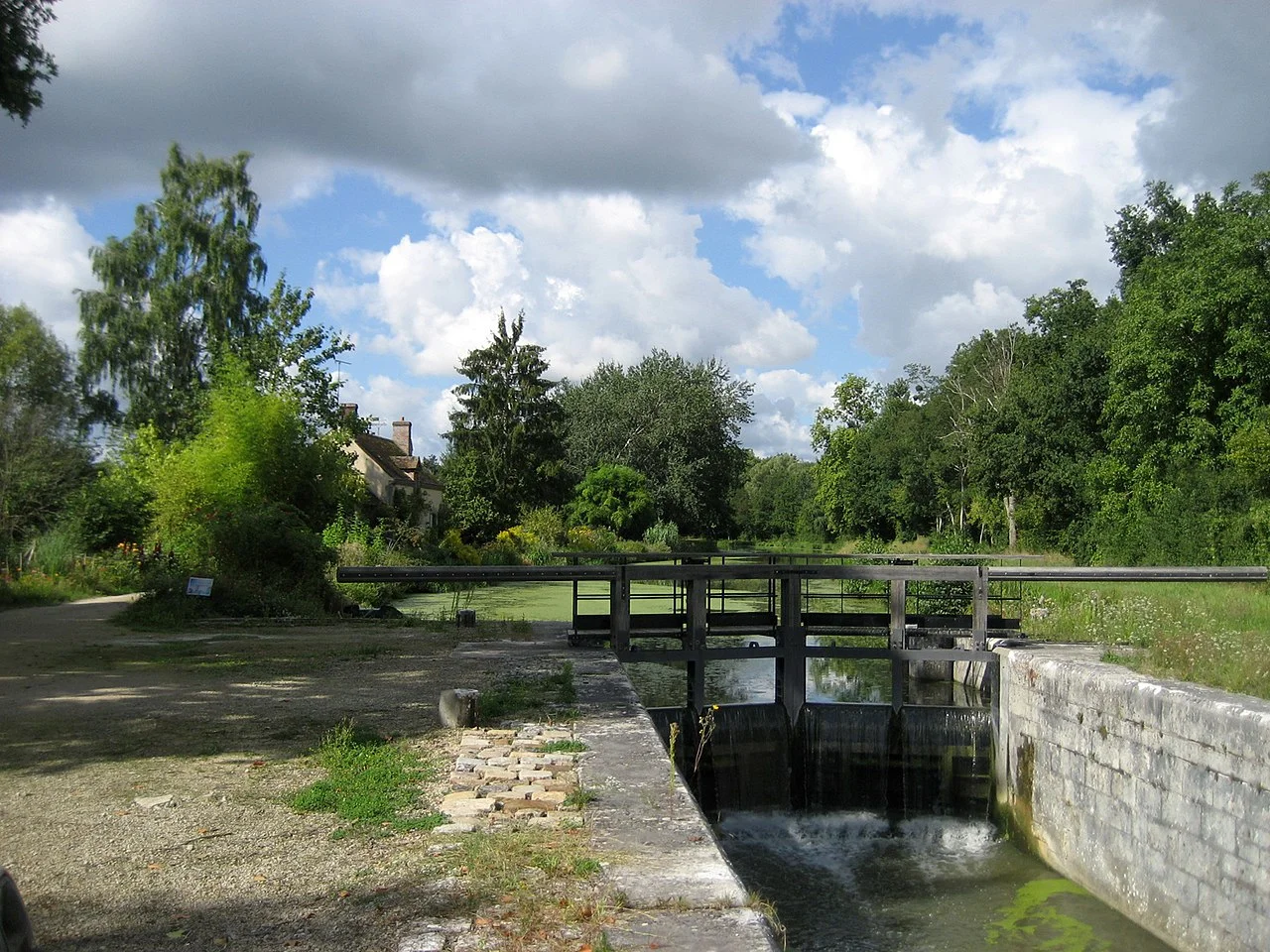 Photo of Chevillon-sur-Huillard