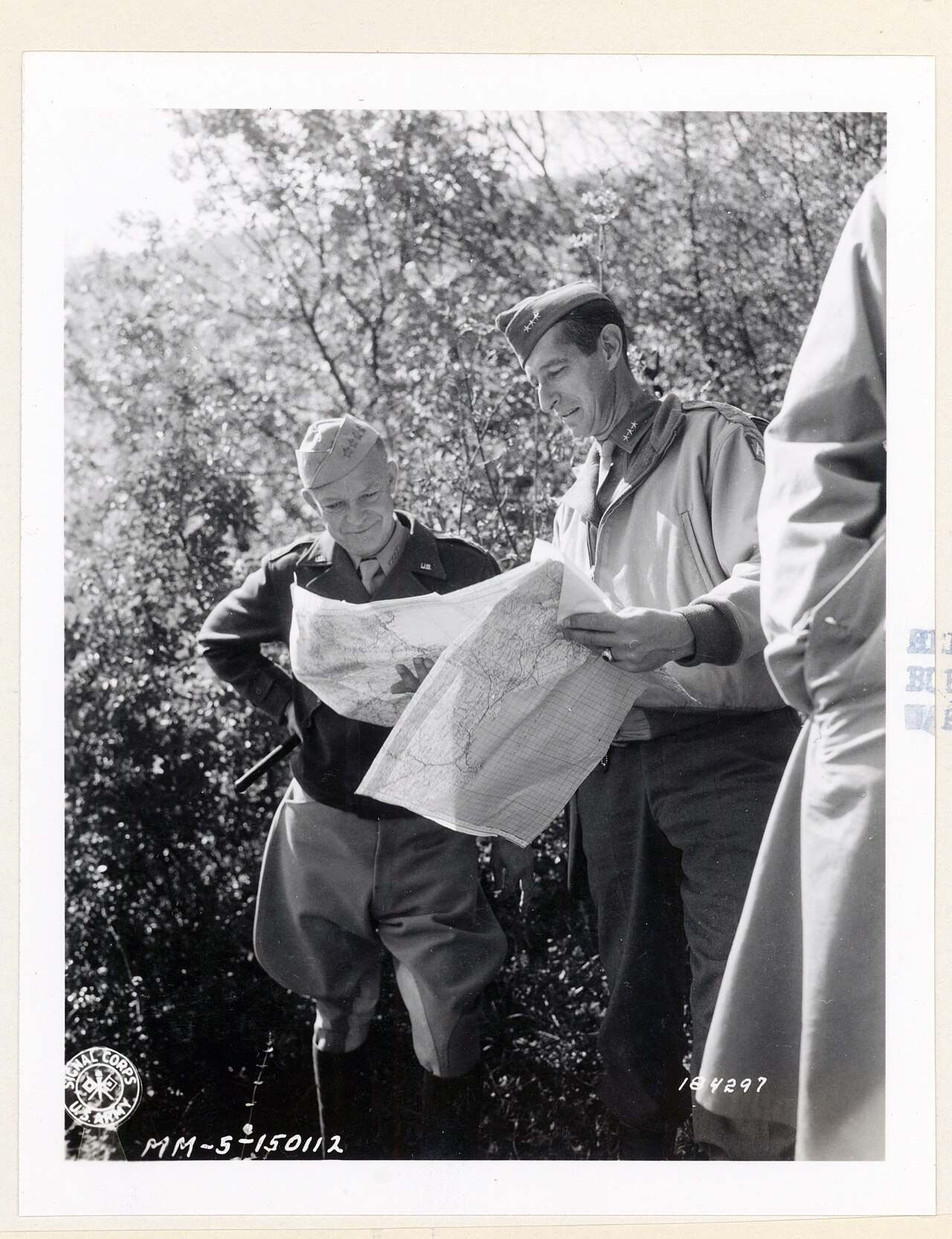 Original caption: General Dwight D. Eisenhower, Supreme Commander of Allied Forces, confers with Lt. General Mark W. Clark in Italy.