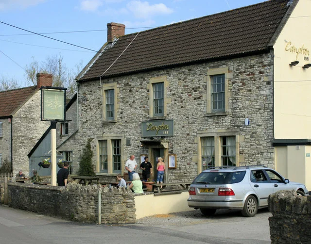 Photo of Compton Dando