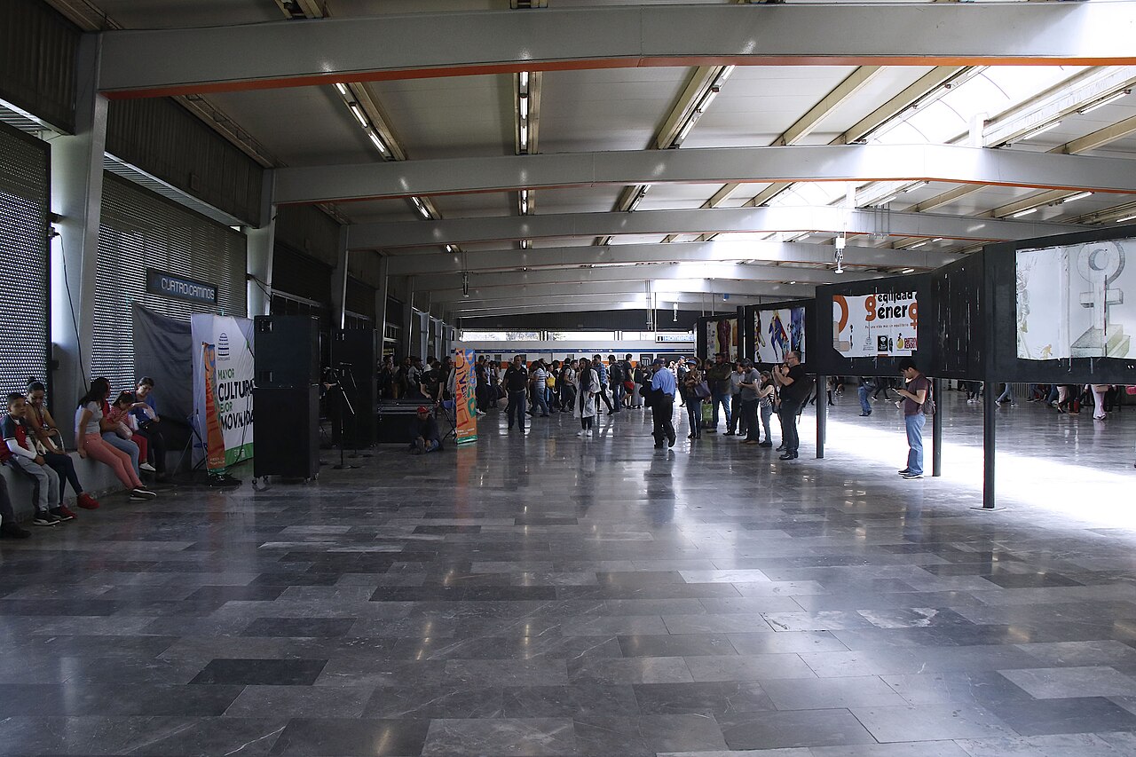 Estación Cuatro Caminos del Sistema de Trasporte Colectivo Metro