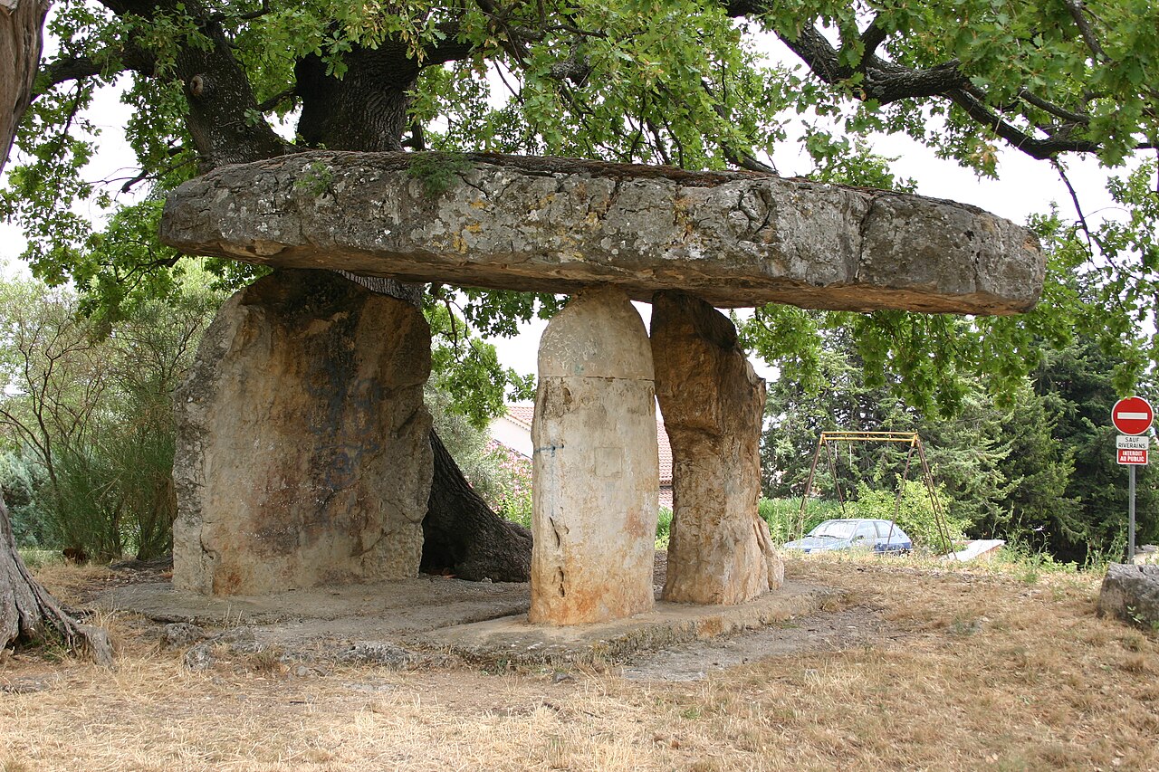 This stone is pre-historic. It is build by the celtic and plase near det town Draguignan in de department Var i Provence - France.