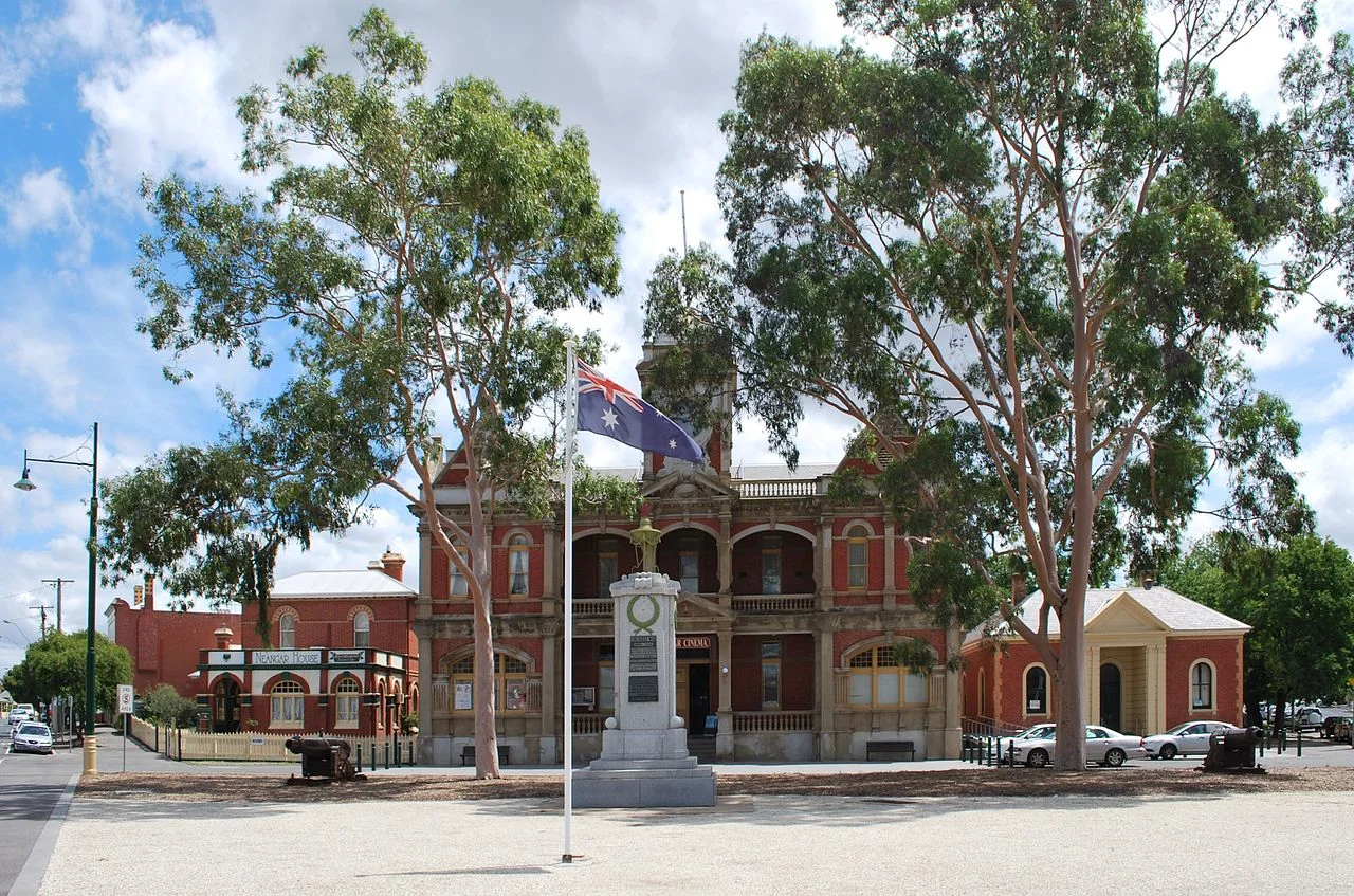Photo of Eaglehawk