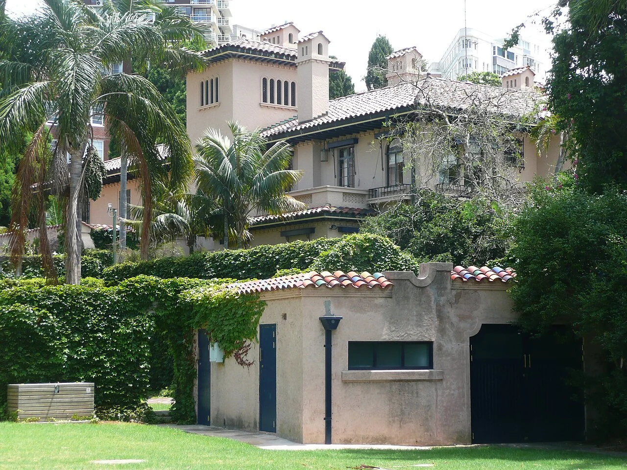 Photo of Elizabeth Bay