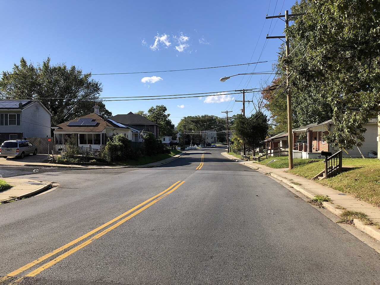 View northwest along Addison Road at 62nd Avenue in Fairmount Heights, Prince George's County, Maryland