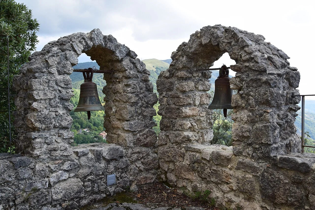 Photo of Falconara Albanese