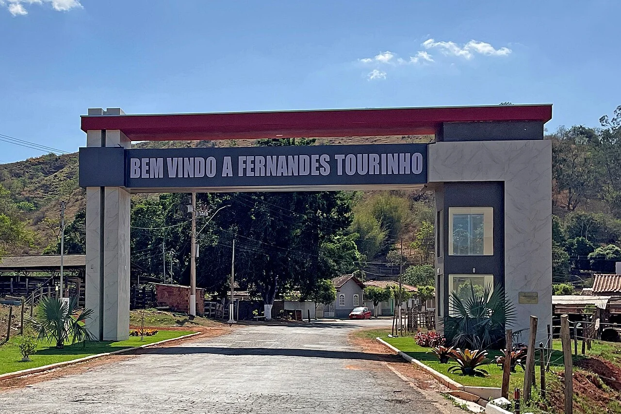 Photo of Fernandes Tourinho