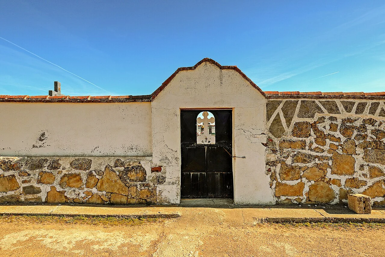 Photo of Galindo y Perahuy