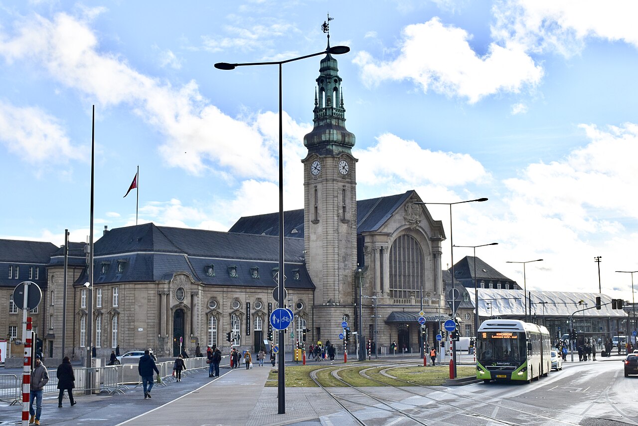 Luxembourg City train station, Place de la Gare, stop of tram line T1
