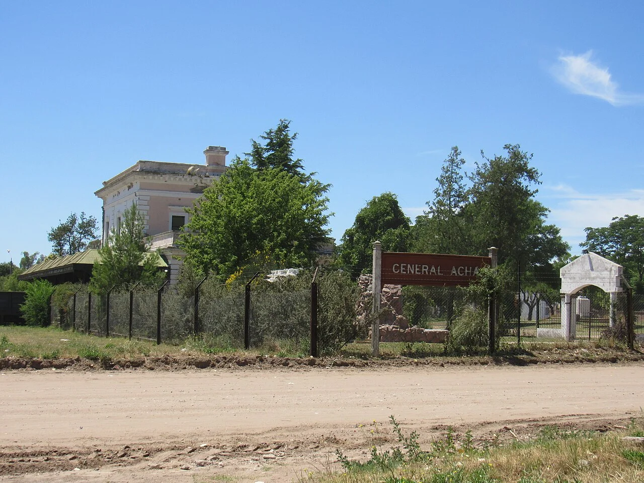 Photo of General Acha