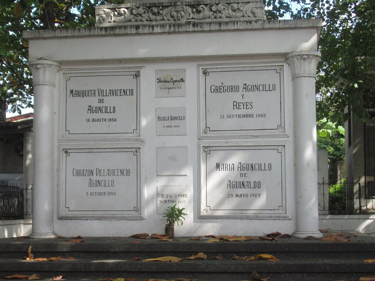 Photo of General Emilio Aguinaldo