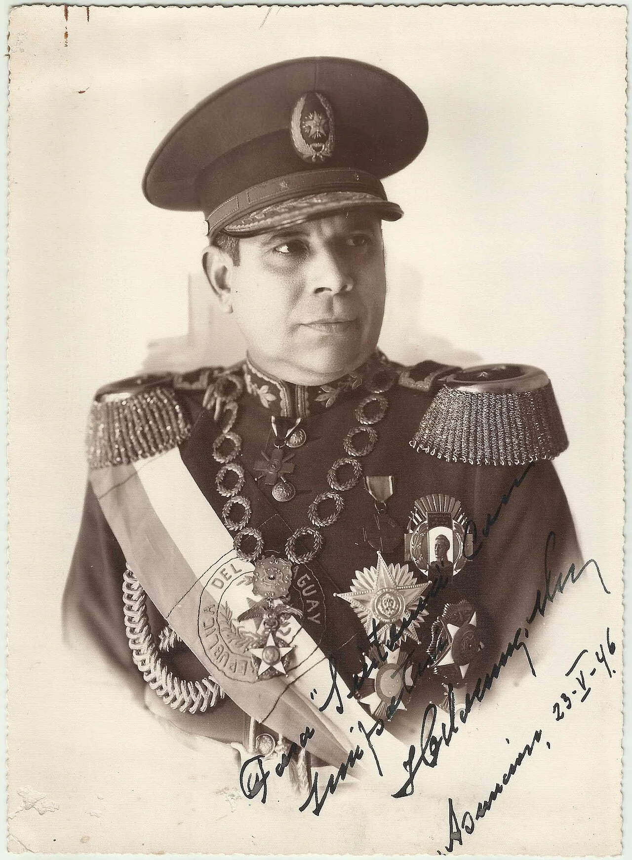 Photo of General Higinio Morínigo