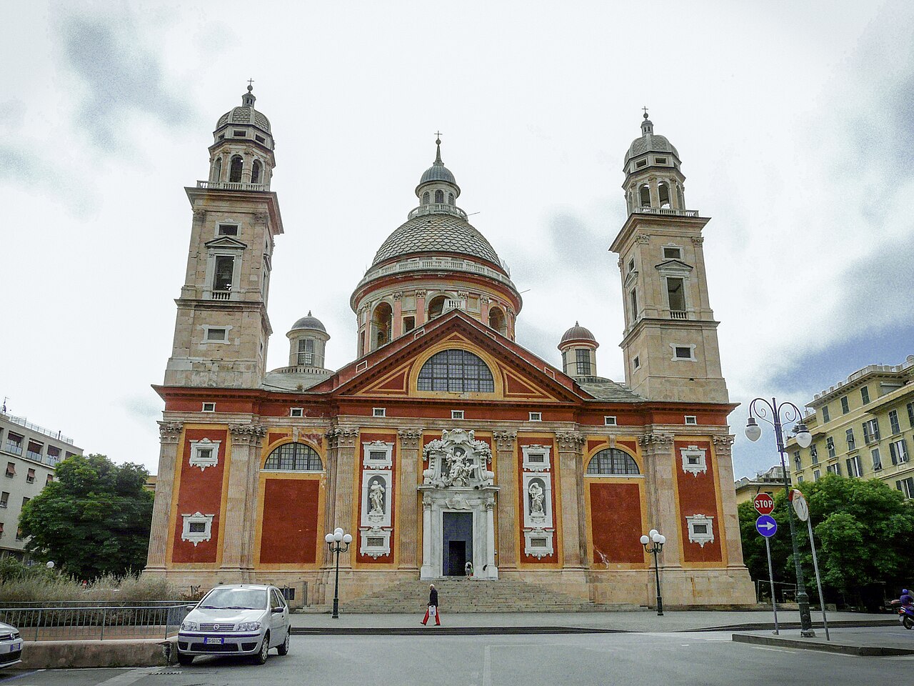 Basilica di Santa Maria Assunta di Carignano, Genova, Liguria, Italia.Fixed levels/colors and crop.