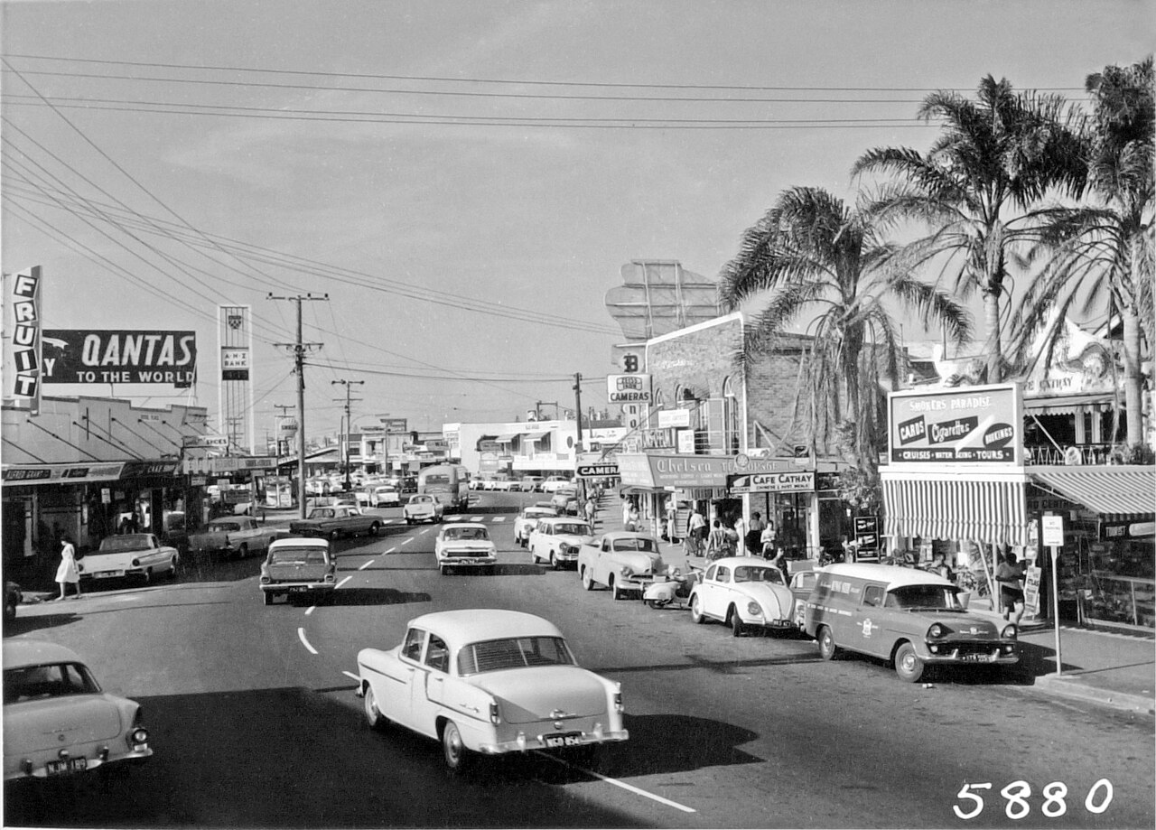 The Gold Coast Highway in Surfers Paradise, 29 January 1963.
Description source: Queensland State Archives
View the original image at the Queensland State Archives:

Queensland State Archives Item ID 103524