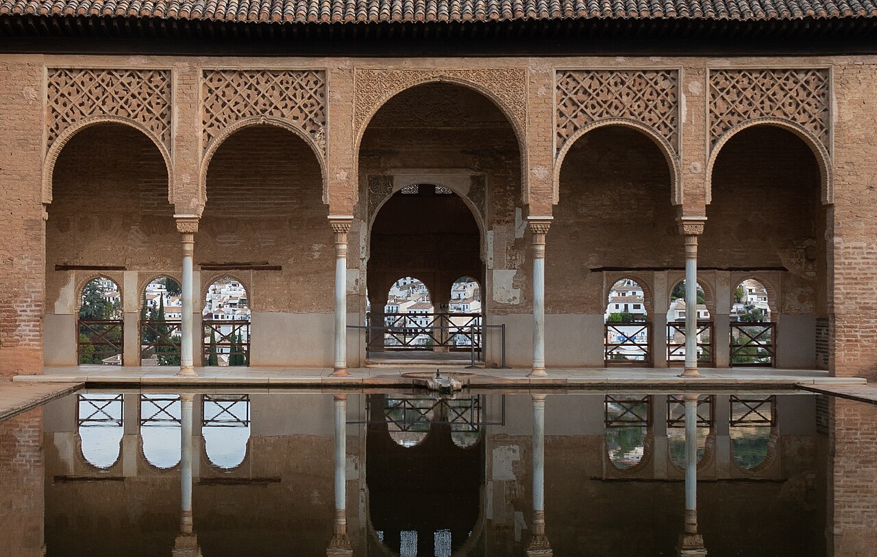 Der Partal pavilion in den Gärten der Alhambra, Granada