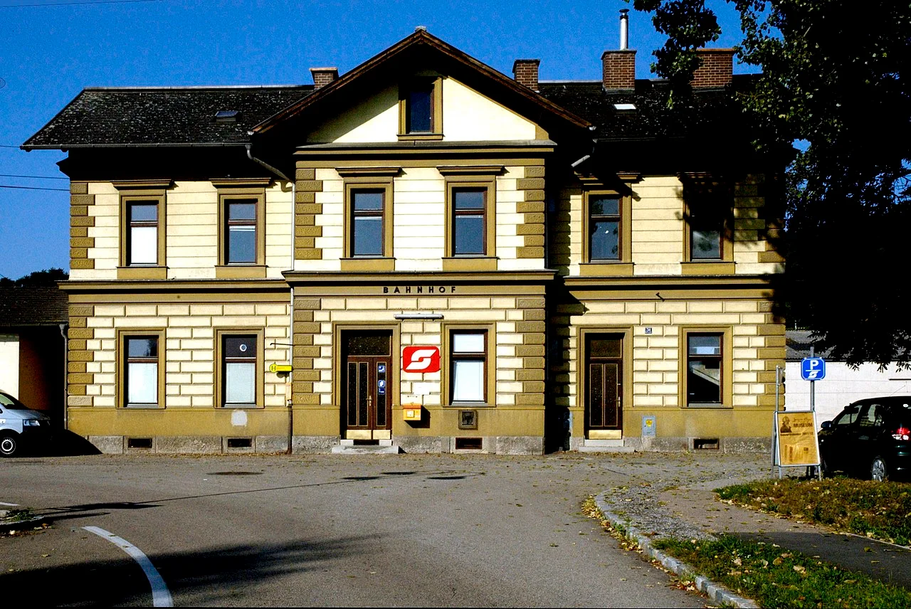 Photo of Großweikersdorf