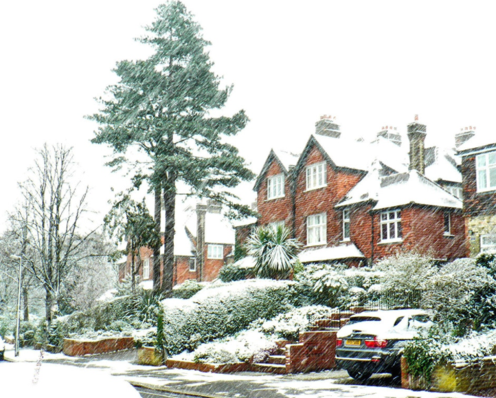 Crescent West, Hadley Wood, on a snowy day.