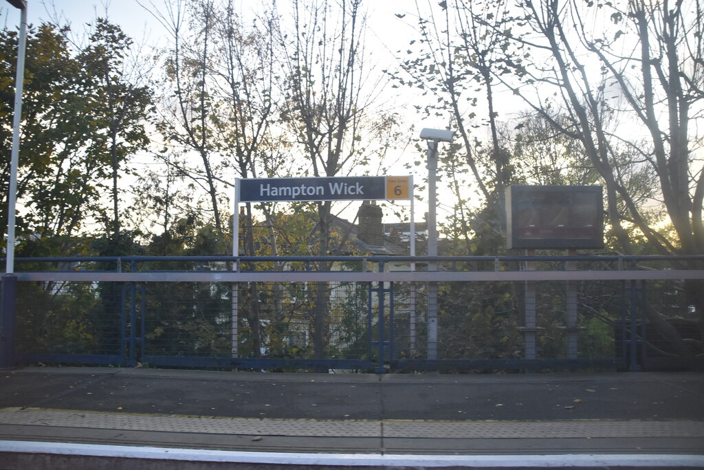Hampton Wick Station