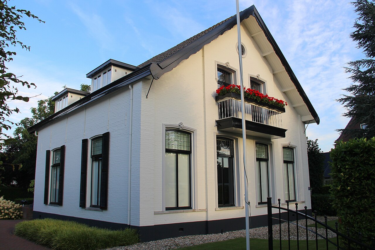 This is an image of a municipal monument in Maasdriel with number