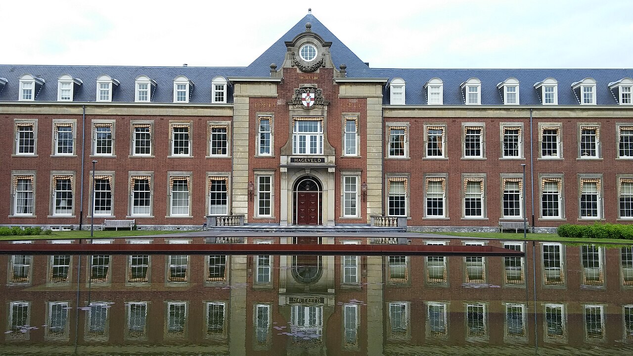 Vooraanzicht Hageveld in Heemstede, Nederland