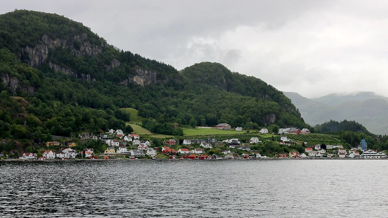 Photo of Hjelmelandsvågen